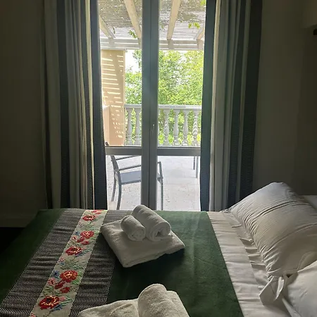 Kemani Sara - Boutique 4*