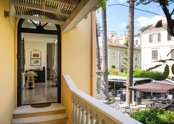 Kemani Sara - Boutique Nocleg ze śniadaniem 4*