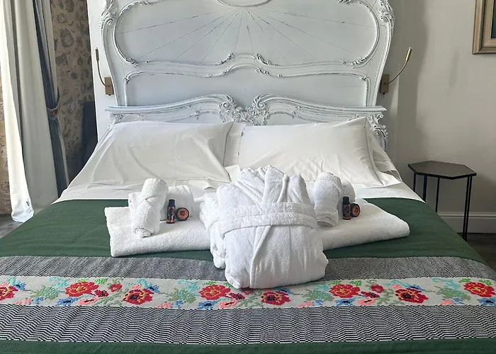 Kemani Sara - Boutique Nocleg ze śniadaniem