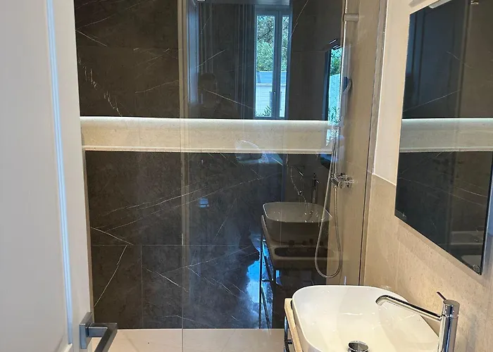 Kemani Sara - Boutique Nocleg ze śniadaniem 4*