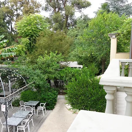 Bed & Breakfast Kemani Sara