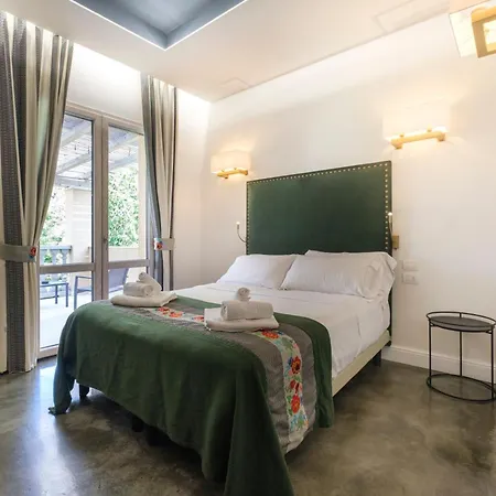Kemani Sara - Boutique Olbia