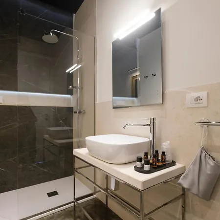 فندق مبيت وإفطار Kemani Sara - Boutique 4*