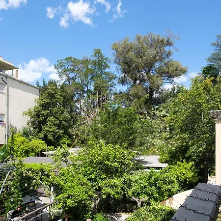 Kemani Sara Bed & Breakfast