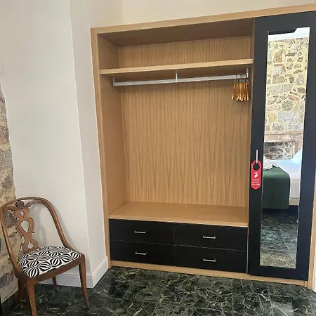 Kemani Sara - Boutique 4*