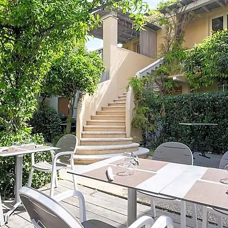 Kemani Sara - Boutique Bed & Breakfast